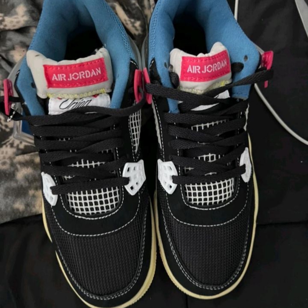 Jordan 4s union
